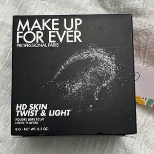 Makeup Forever HD Skin Twist & Light Loose Powder - Black
